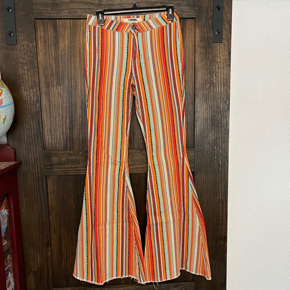 Womens 26x34 bells